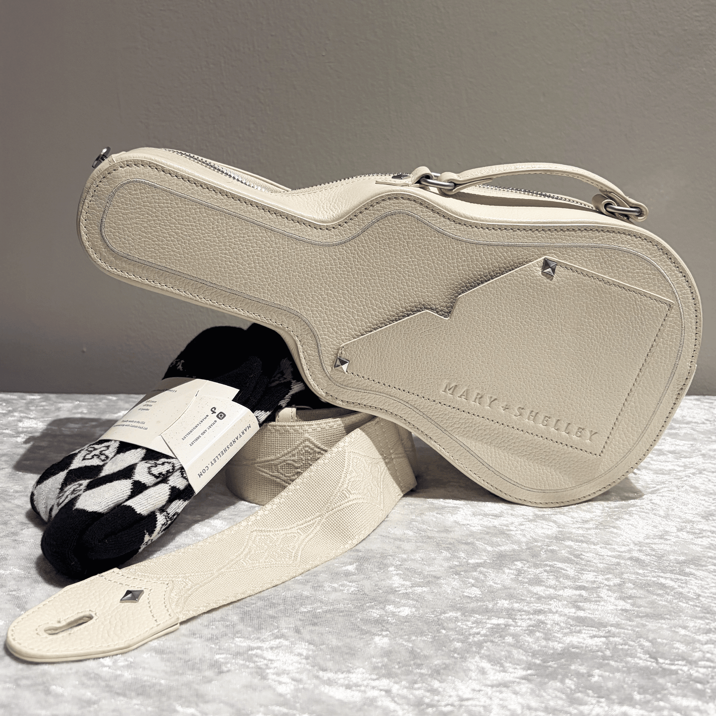 MARKET EXCLUSIVE: Ivory Ritual Bag + Free Harlequin Socks