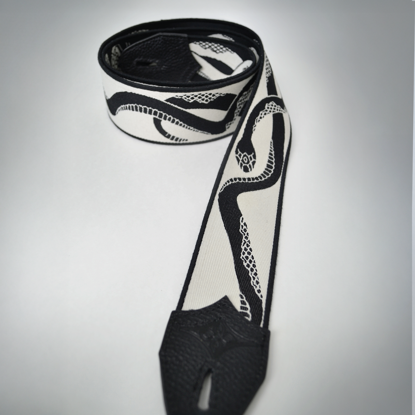 Slither Eclipse Strap | Reversible Cotton Jacquard Strap with Dual-Sided Design